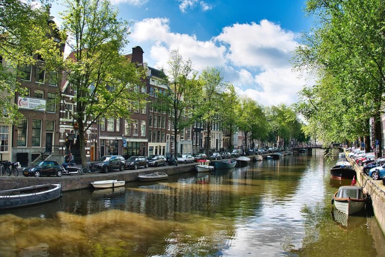 Home Urban Homies inschakelen in Amsterdam: overzichtelijke werkwijze voor efficiënte woonzoektocht met één aanspreekpunt